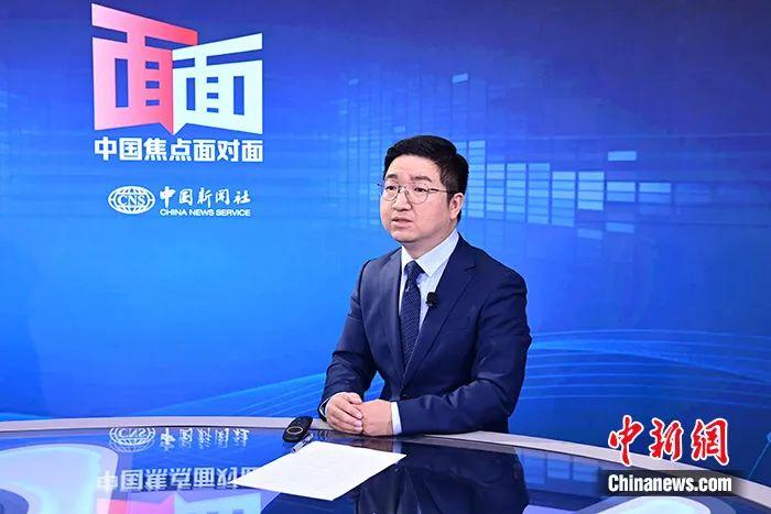 中新社“中國(guó)焦點(diǎn)面對(duì)面”專(zhuān)訪中國(guó)國(guó)際問(wèn)題研究院亞太研究所副所長(zhǎng)張騰軍。中新社記者 田雨昊 攝